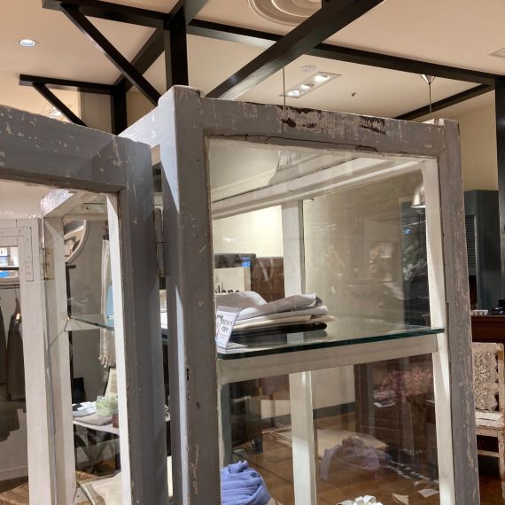 ペイントガラスショーケース