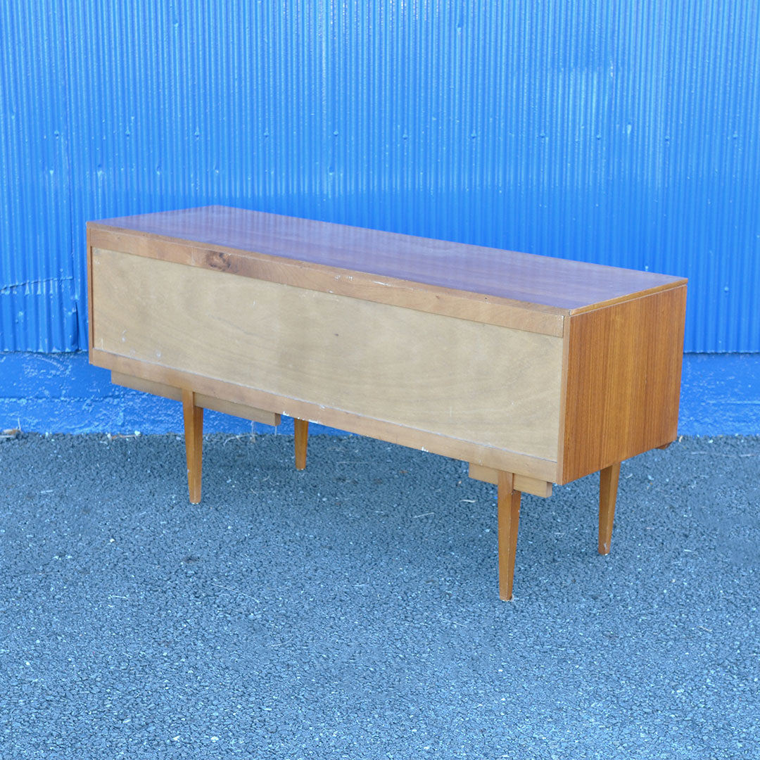 バックスタイル