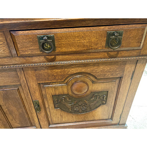 ミラーバックサイドボード