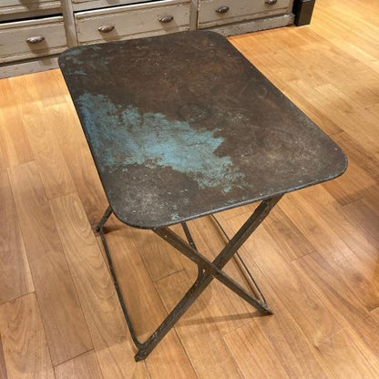 ガーデンテーブル