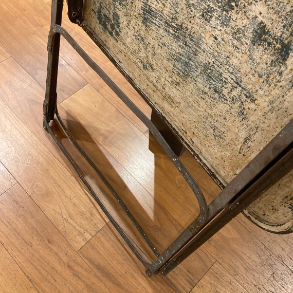 ガーデンテーブル