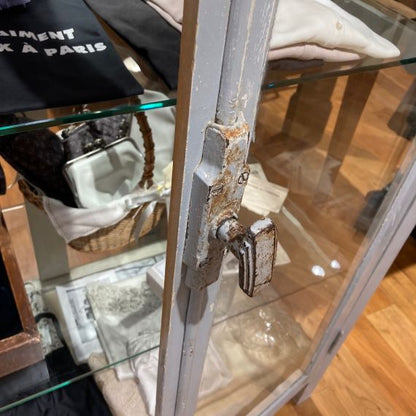 ペイントガラスショーケース