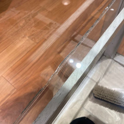 ペイントガラスショーケース