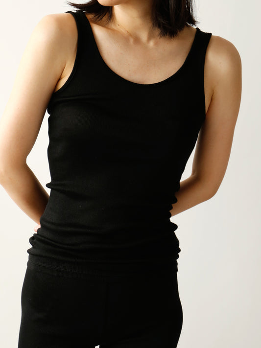 HÉRNI No.9 タンクトップ