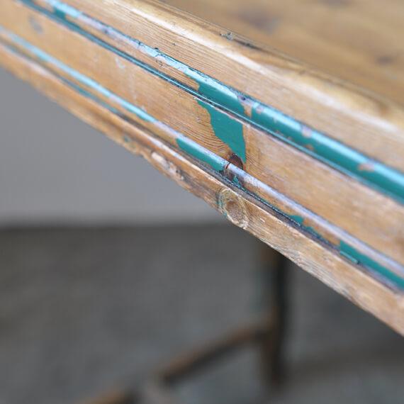 オールドパインサーバーテーブル